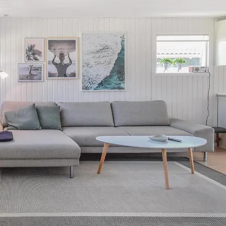 Two-bedroom Holiday In * Otterup